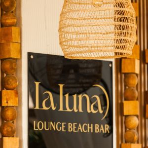 beach lounge beach lounge