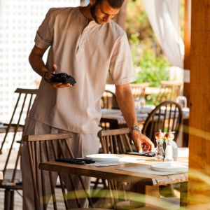 restaurant restaurant